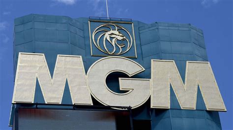 caesars class action lawsuit|MGM, Caesars Hit With Class Action Lawsuits Over Massive .